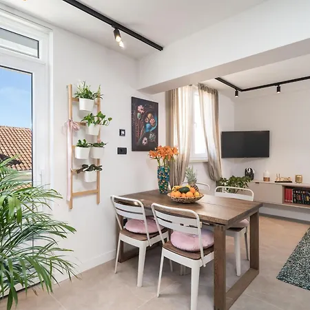 Apartman Alex *